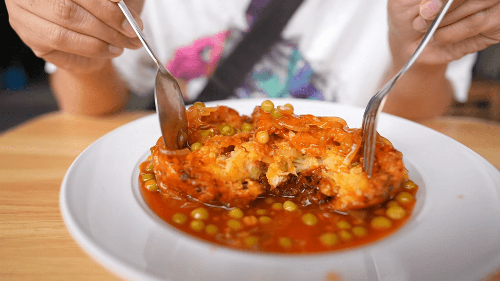 Mantan Chef Hotel Berbintang, Buat Fuyunghai Enak di Kaki&nbsp;Lima!