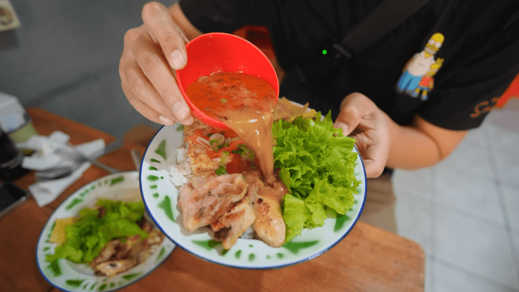 Nasi Telur Enak di Jakbar, Silahkan Mampir ke Kedai Telor Tjap Naga!